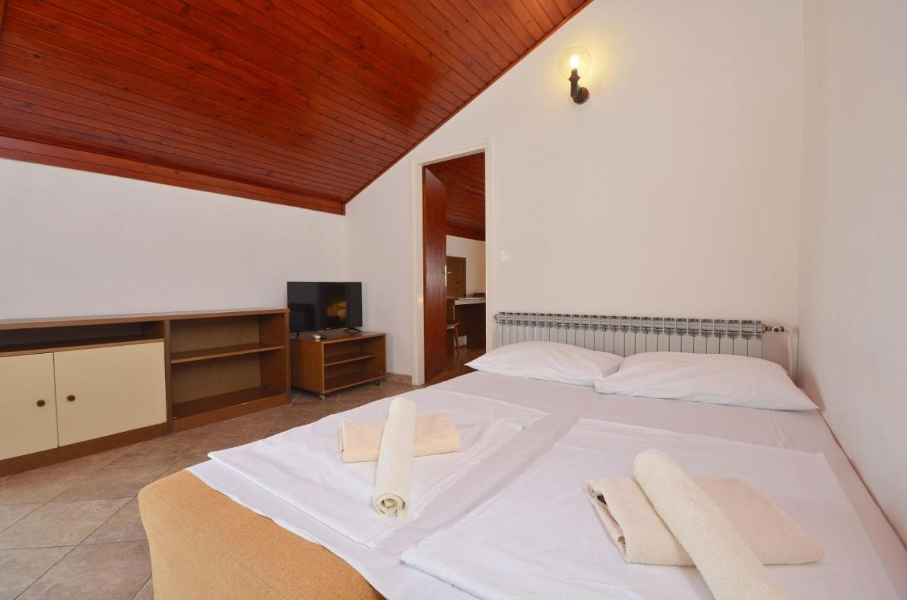 Apartment And Rooms Mrkovic Водице Екстер'єр фото
