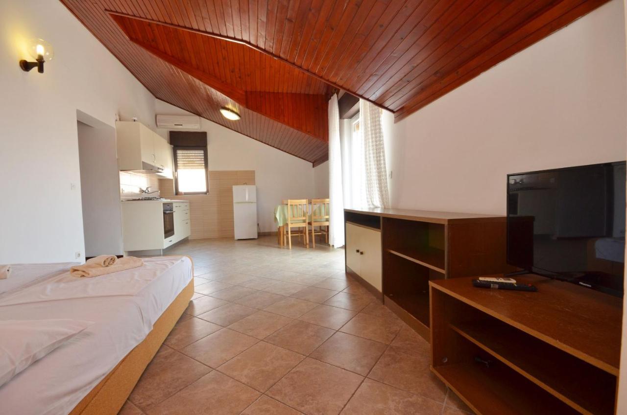 Apartment And Rooms Mrkovic Водице Екстер'єр фото