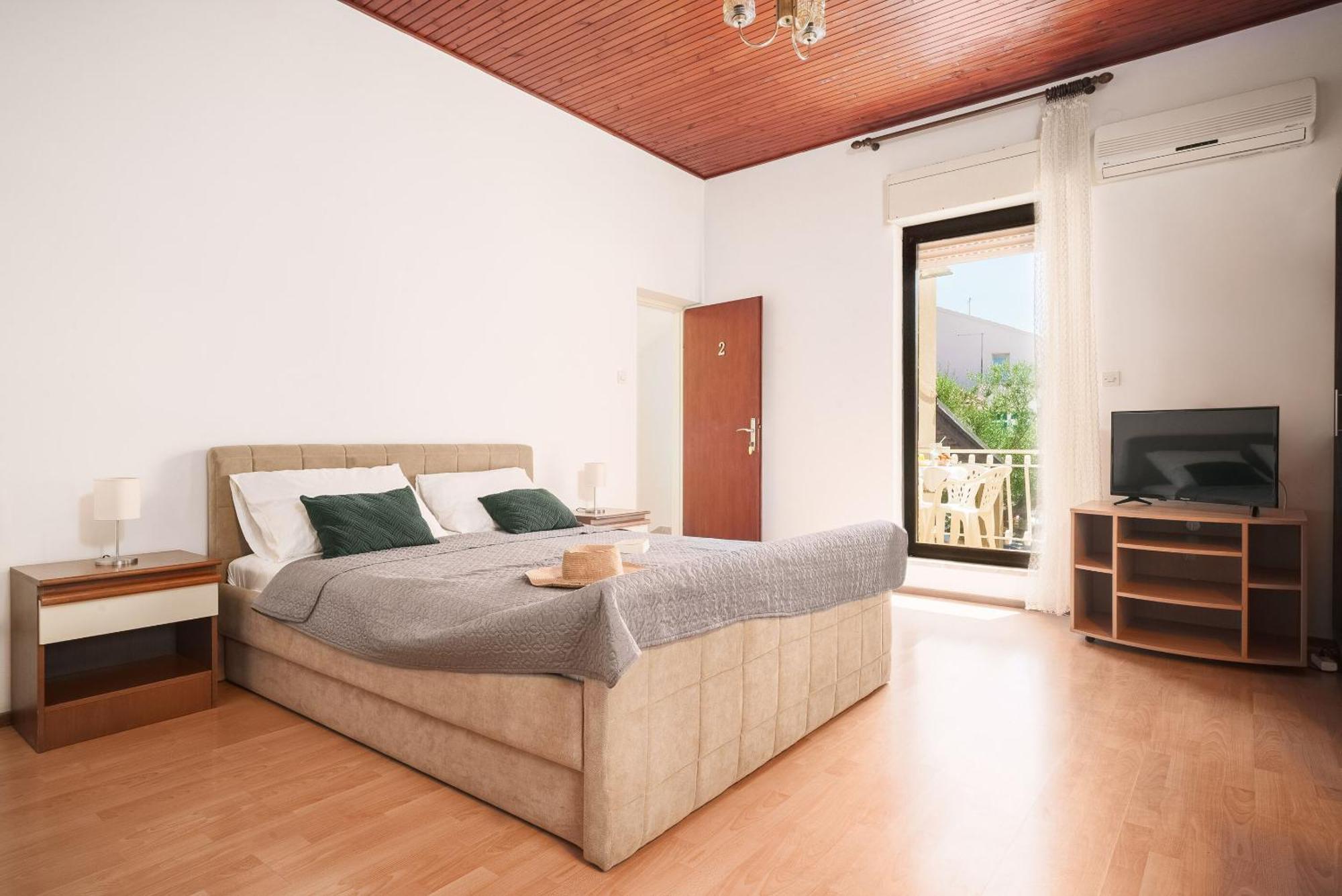 Apartment And Rooms Mrkovic Водице Екстер'єр фото