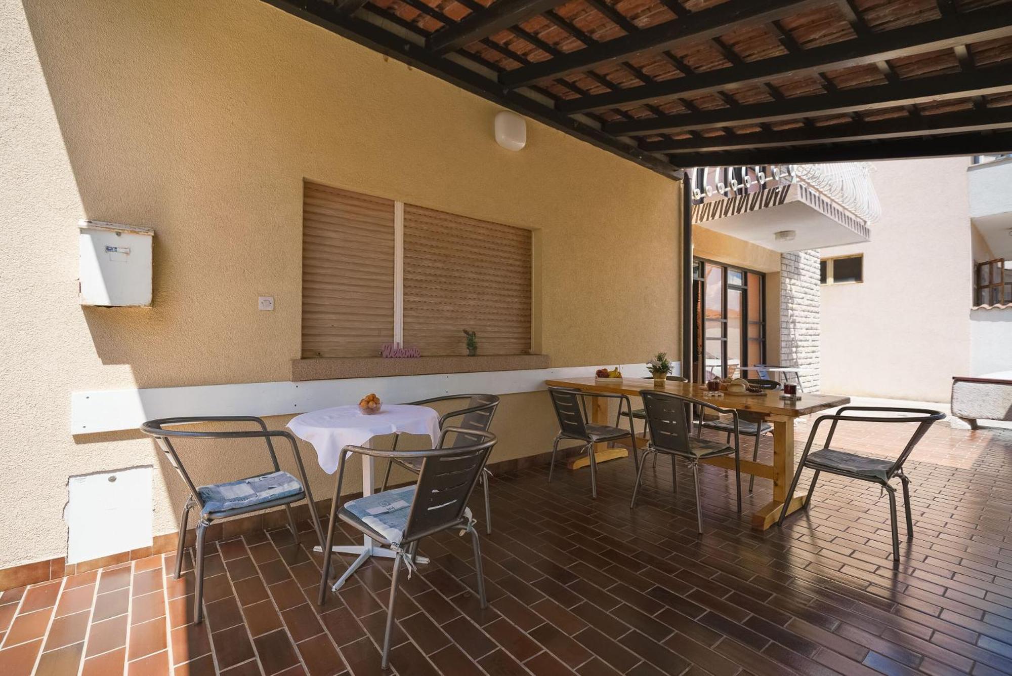 Apartment And Rooms Mrkovic Водице Екстер'єр фото