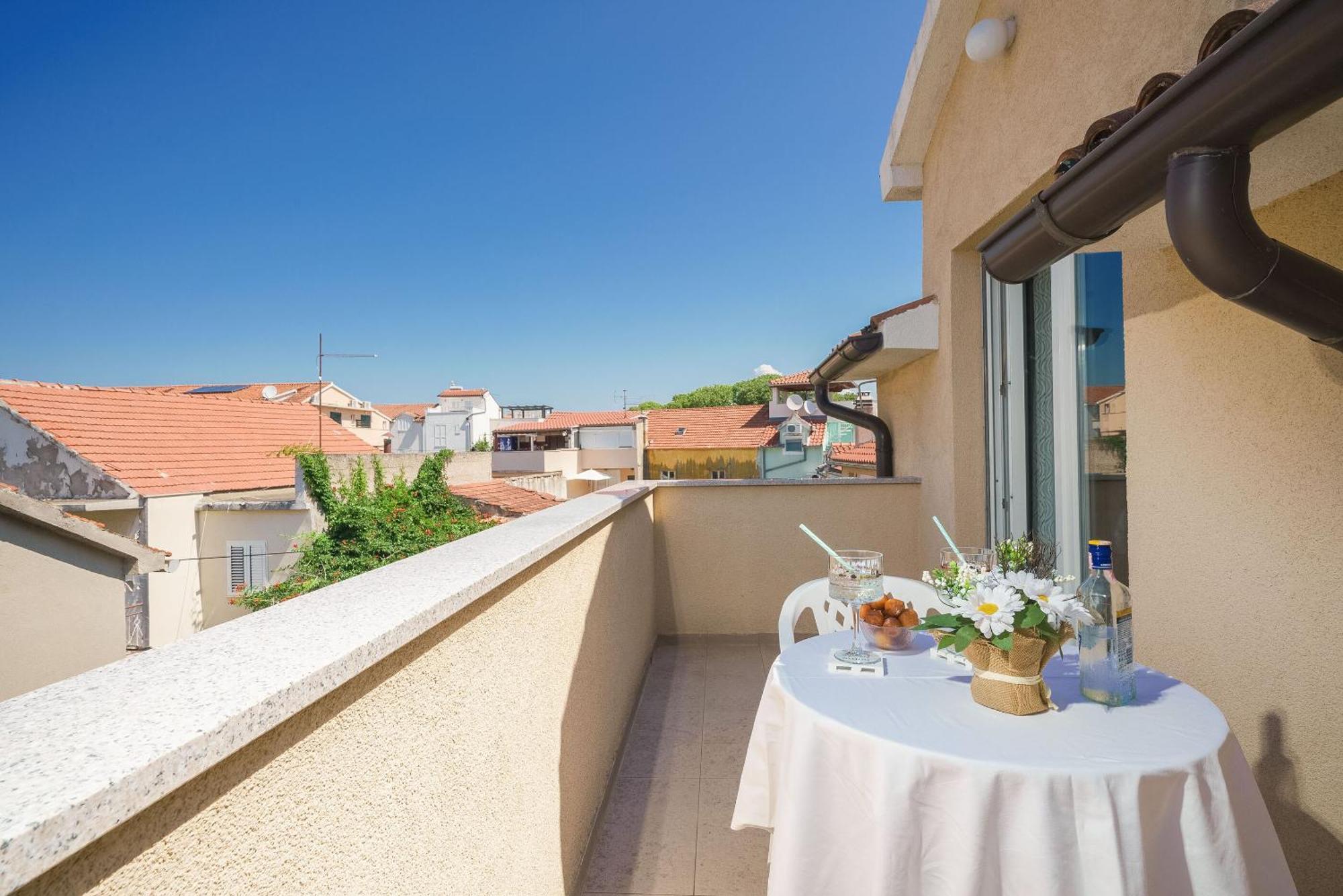 Apartment And Rooms Mrkovic Водице Екстер'єр фото